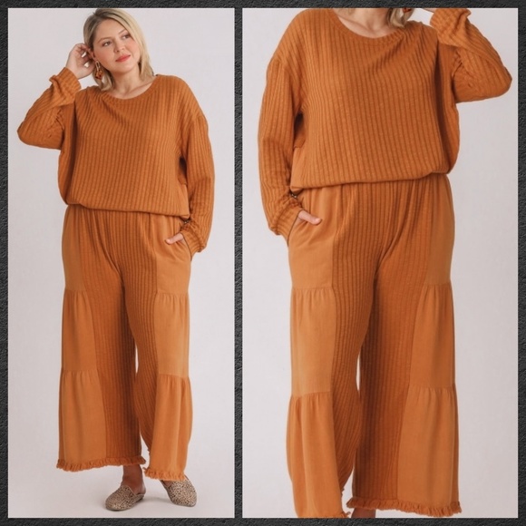 UMGEE Textured Soft Linen Blend Oversized Top & Tiered Ruffled Raw Hem Pants Set - Picture 6 of 16